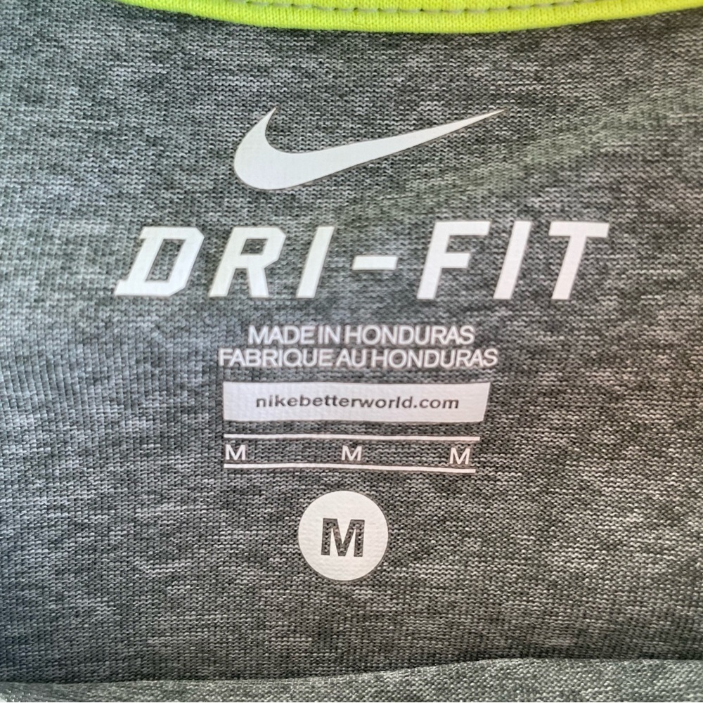 Nike Gray and Green Dri-FIT Tee With Football Graphic - Picture 3 of 6